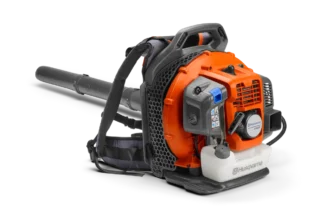Suflantă Husqvarna 345BT de tip rucsac pentru curățare eficientă