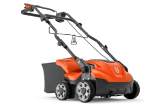 Scarificator Husqvarna S138C electric, pentru aerarea și curățarea gazonului