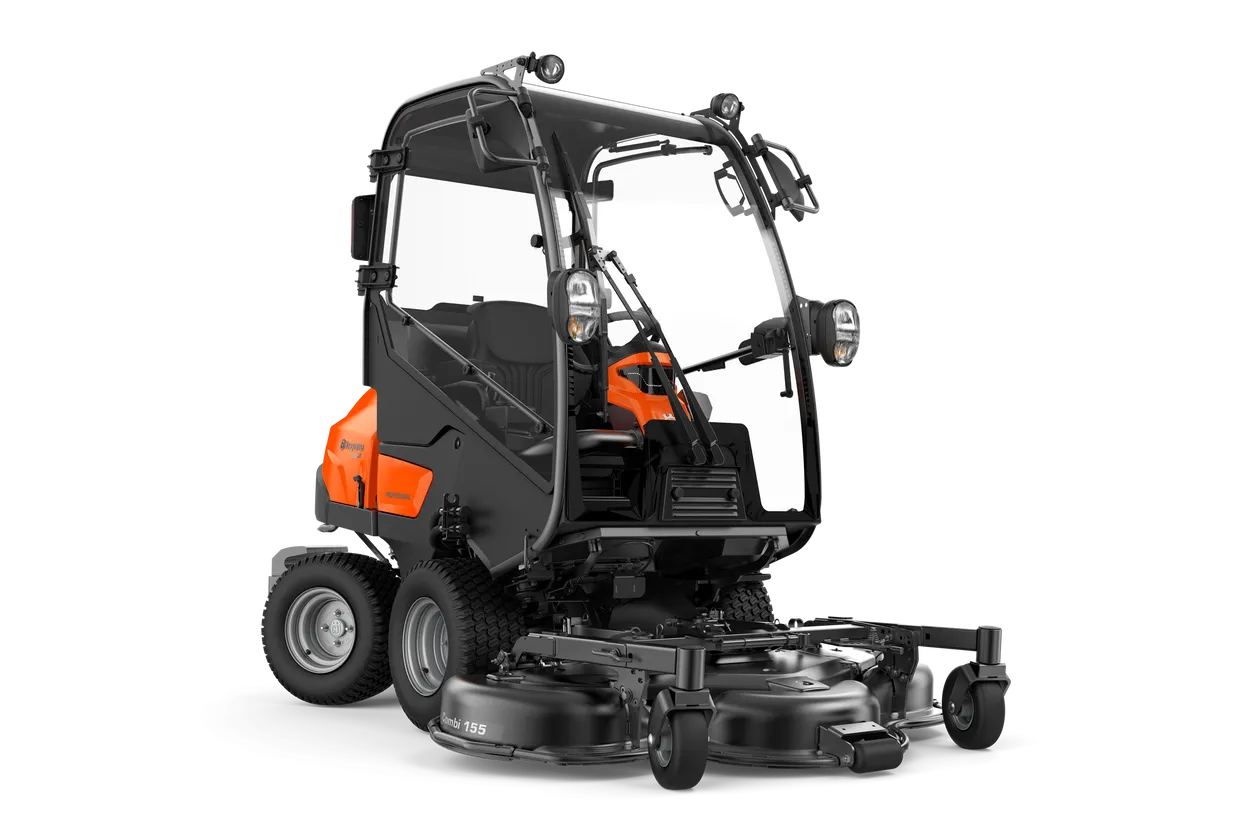 Tractor profesional Husqvarna P525DX cu cabină confortabilă